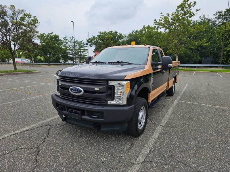 ford f-350 super duty chassis cab 2017 1FD8X3F63HEC69521 image ford f-350 super duty chassis cab 2017 1FD8X3F63HEC69521 image